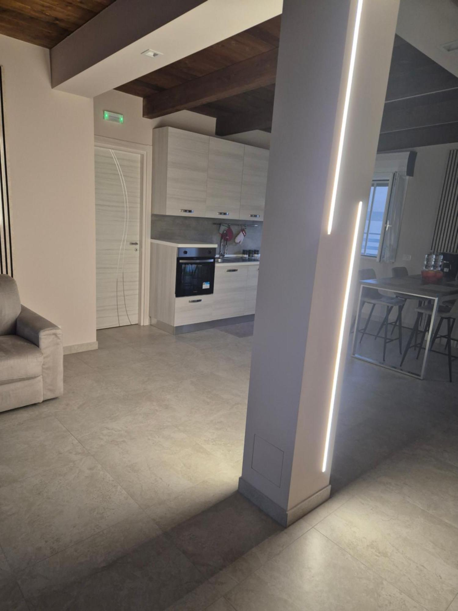 레조디칼라브리아 Attico Solaris 아파트 외부 사진